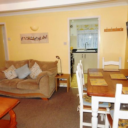 Sheena'S Dartmouth Chalets المظهر الخارجي الصورة