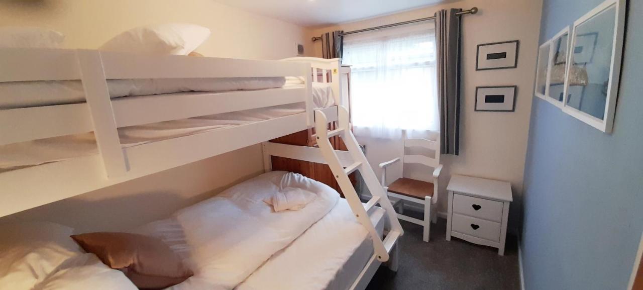 Sheena'S Dartmouth Chalets المظهر الخارجي الصورة