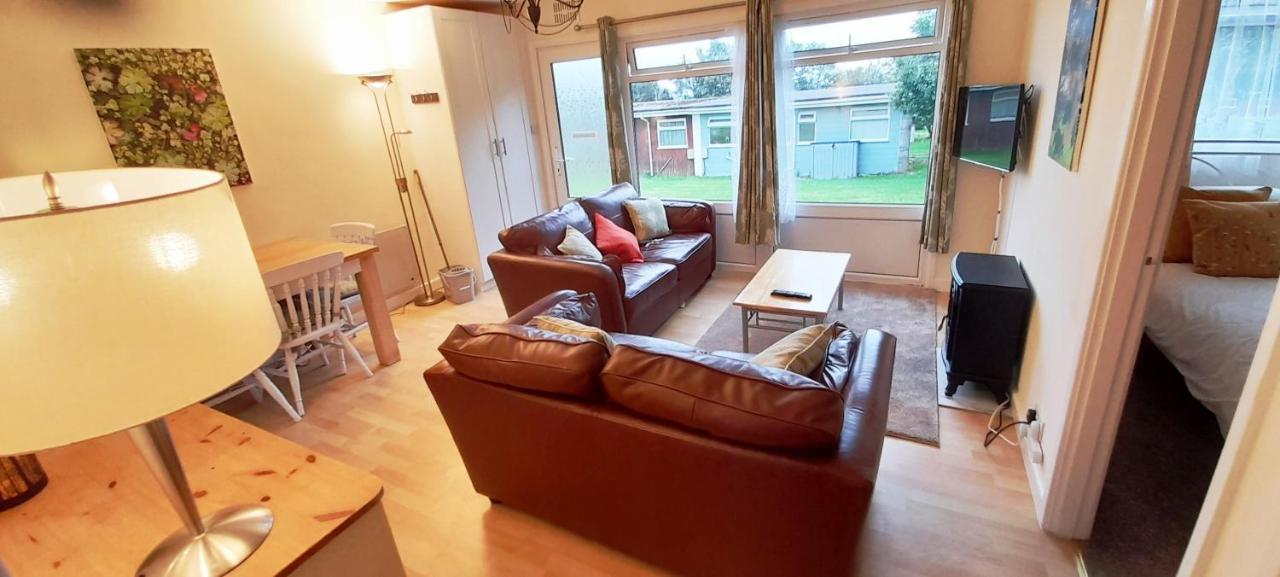Sheena'S Dartmouth Chalets المظهر الخارجي الصورة